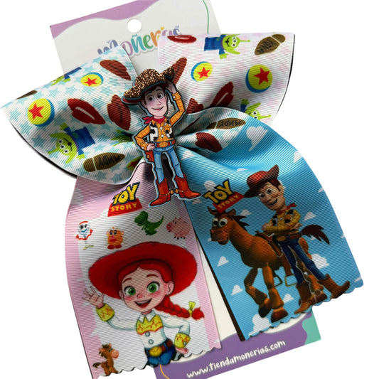 Tira Woody